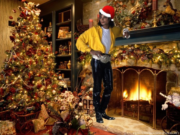 mj-christmas-tree-fireplace2